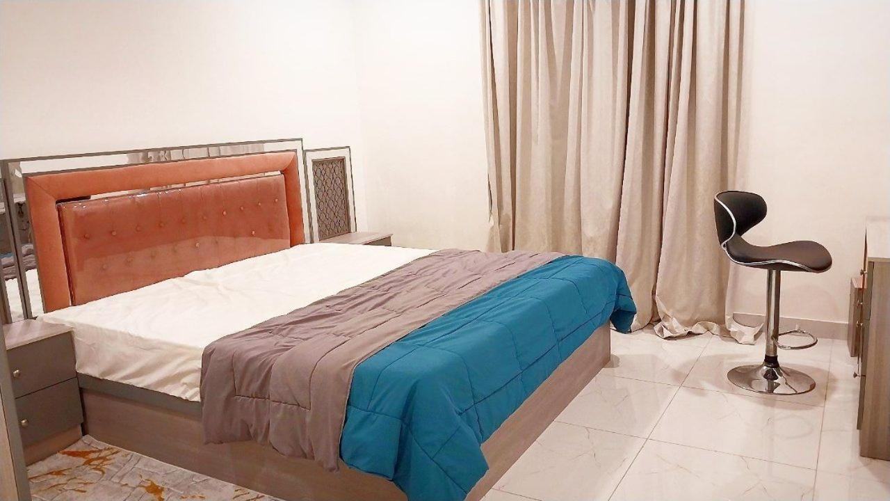 Apartment Star Residency